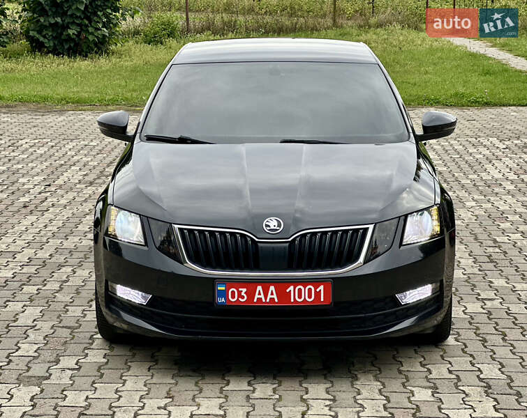 Лифтбек Skoda Octavia 2019 в Луцке