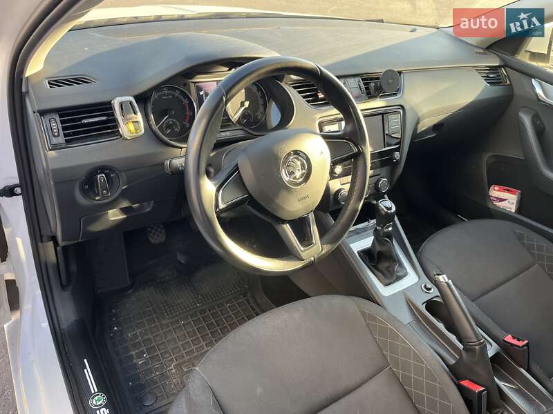 Лифтбек Skoda Octavia 2020 в Киеве