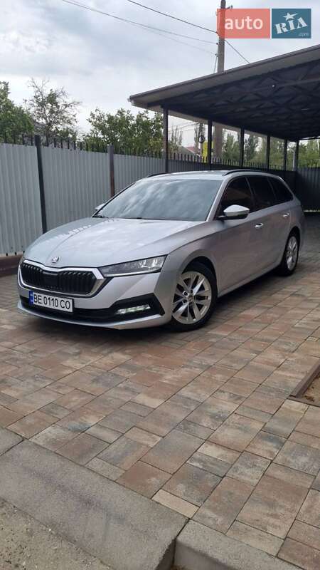 Универсал Skoda Octavia 2021 в Николаеве