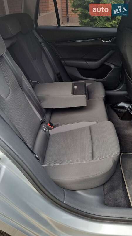 Универсал Skoda Octavia 2021 в Николаеве