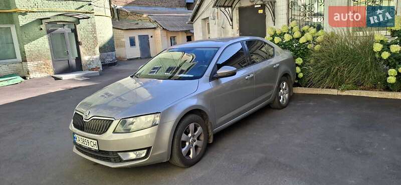 Лифтбек Skoda Octavia 2013 в 