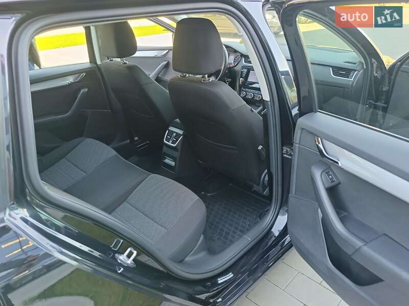 Універсал Skoda Octavia 2014 в Луцьку