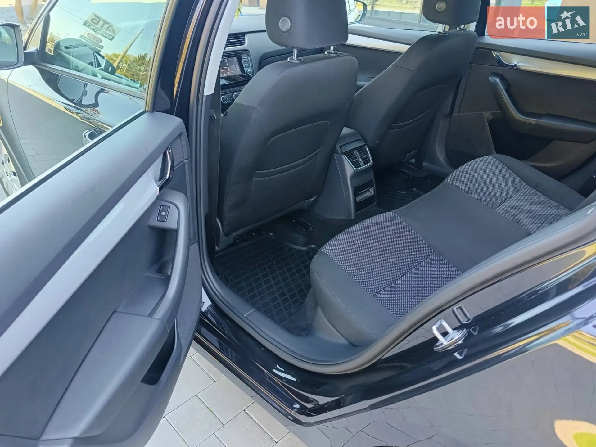 2014 Skoda Octavia - мініатюра 19