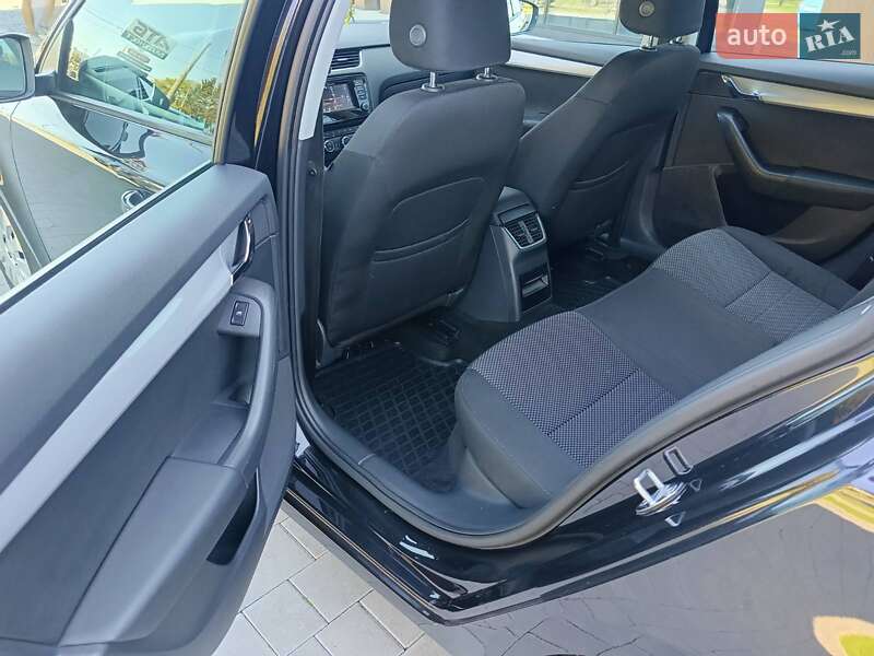 Універсал Skoda Octavia 2014 в Луцьку