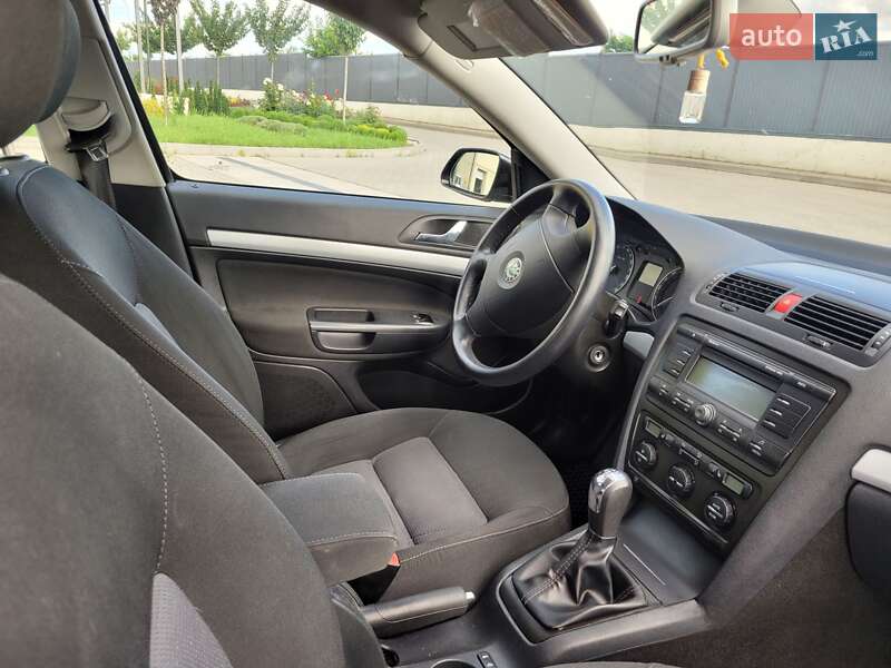 Ліфтбек Skoda Octavia 2007 в Рожище