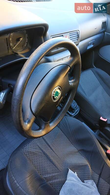 Ліфтбек Skoda Octavia 2006 в Полтаві