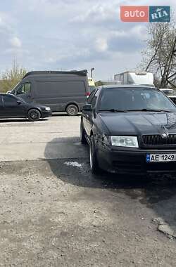 Лифтбек Skoda Octavia 2002 в 