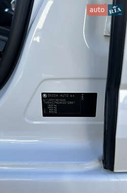 Лифтбек Skoda Octavia 2013 в 