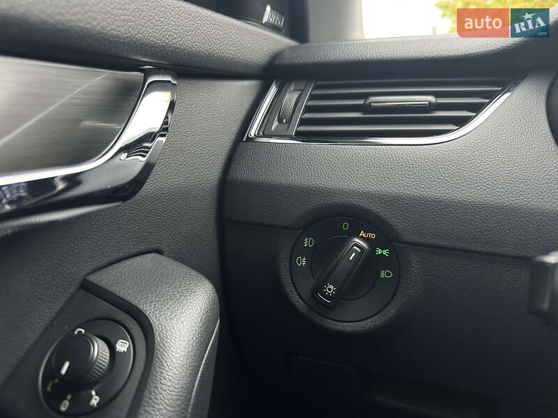 Универсал Skoda Octavia 2019 в Мукачево