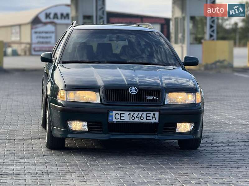 Універсал Skoda Octavia 2001 в Чернівцях