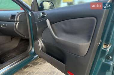 Универсал Skoda Octavia 2001 в 