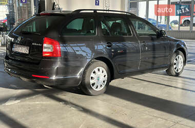 Універсал Skoda Octavia 2010 в 