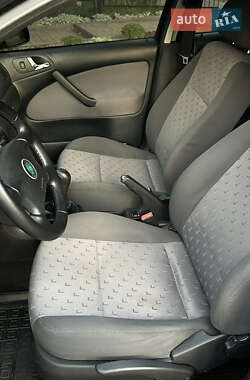 Лифтбек Skoda Octavia 2009 в 