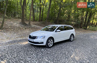 Универсал Skoda Octavia 2019 в Киеве