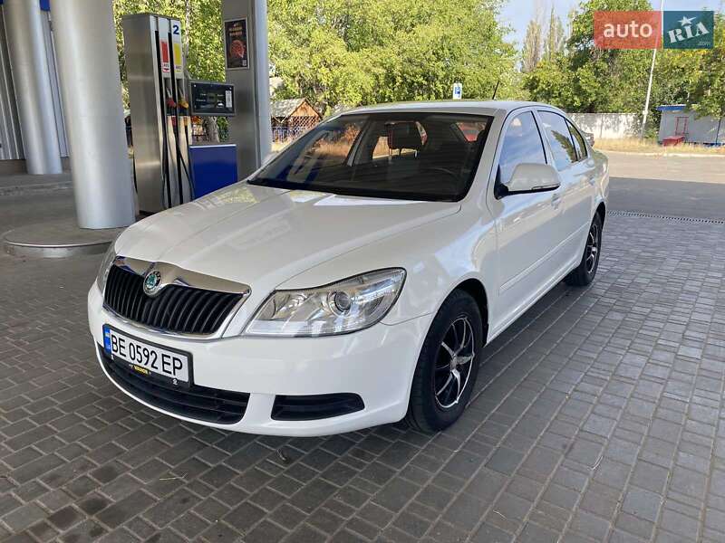 Лифтбек Skoda Octavia 2011 в 