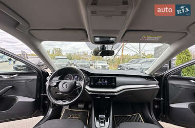 Ліфтбек Skoda Octavia 2023 в 