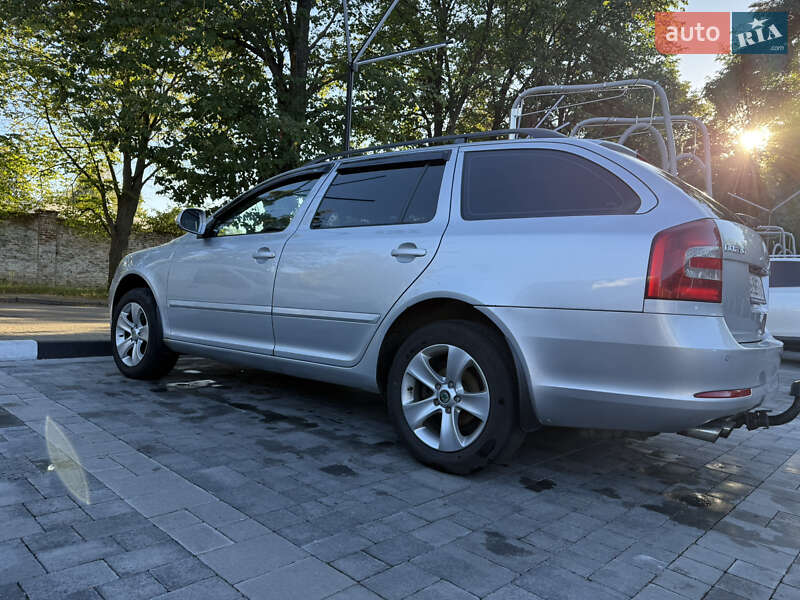 Универсал Skoda Octavia 2008 в Ровно