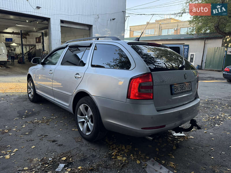 Универсал Skoda Octavia 2008 в Ровно