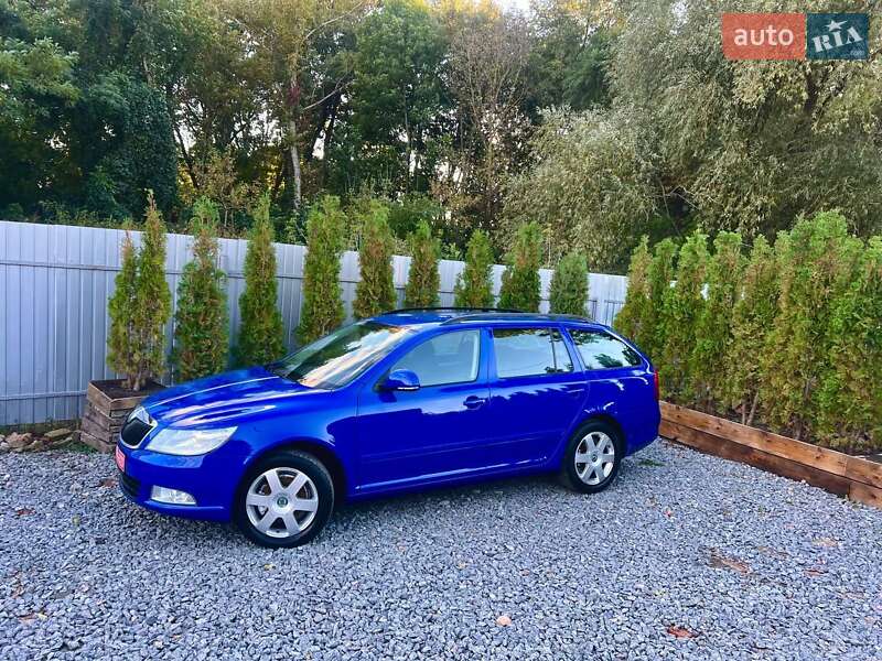 Універсал Skoda Octavia 2010 в Полтаві