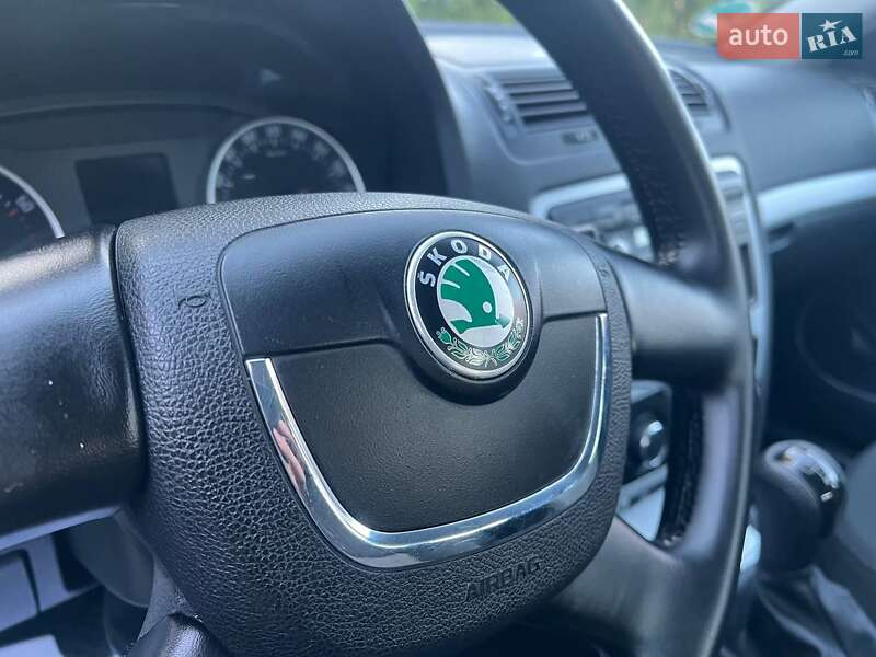 Універсал Skoda Octavia 2010 в Полтаві