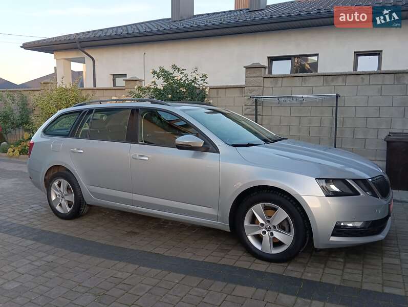 Універсал Skoda Octavia 2017 в Рівному