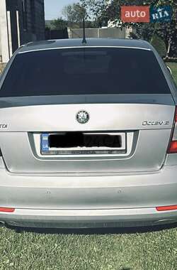 Лифтбек Skoda Octavia 2011 в 