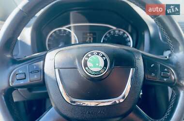 Лифтбек Skoda Octavia 2011 в 