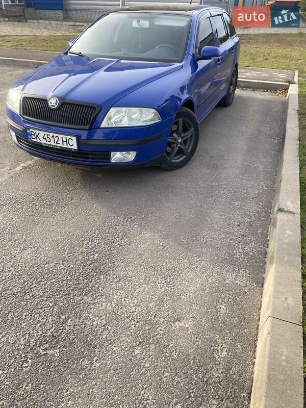 Універсал Skoda Octavia 2006 в Сарнах