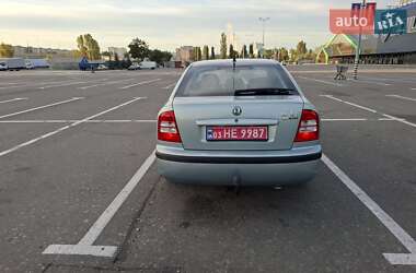 Лифтбек Skoda Octavia 2010 в 