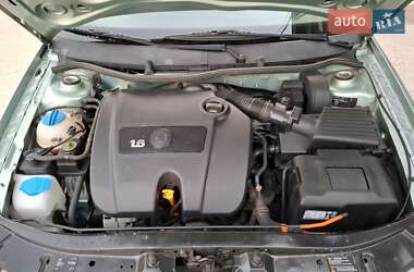 Лифтбек Skoda Octavia 2010 в 