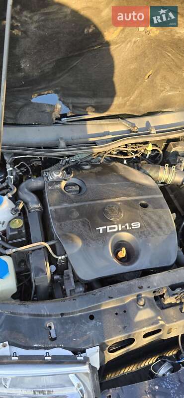 Универсал Skoda Octavia 2005 в Запорожье