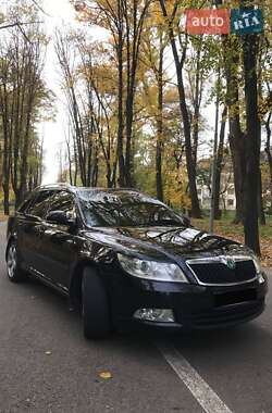 Универсал Skoda Octavia 2011 в Черновцах