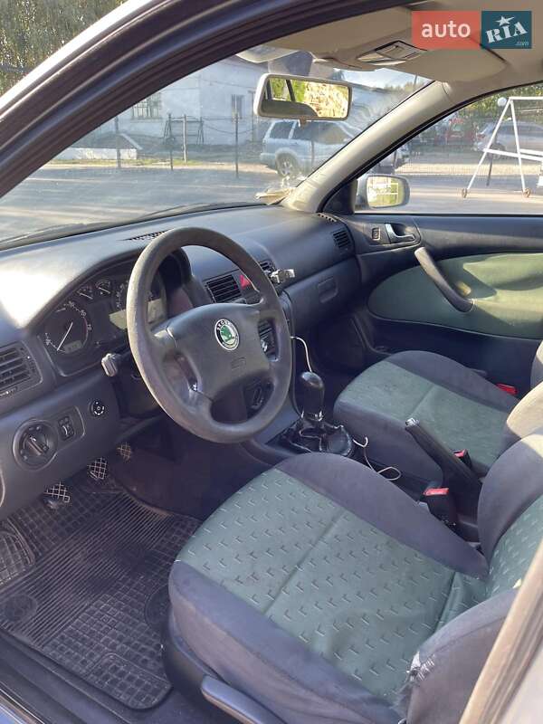 Універсал Skoda Octavia 2002 в Бару