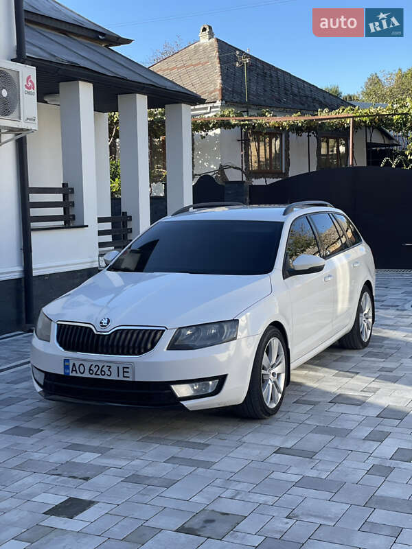 Универсал Skoda Octavia 2013 в Виноградове