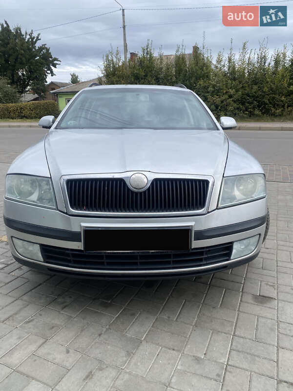 Универсал Skoda Octavia 2006 в Костополе