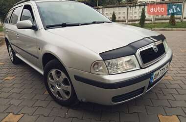 Универсал Skoda Octavia 2003 в Звягеле