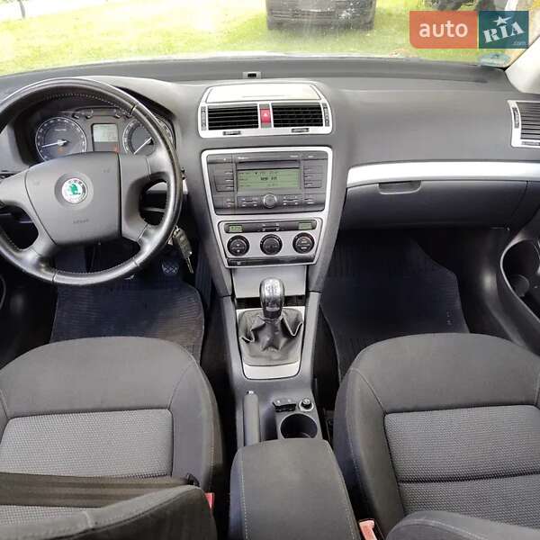 Універсал Skoda Octavia 2006 в Сумах