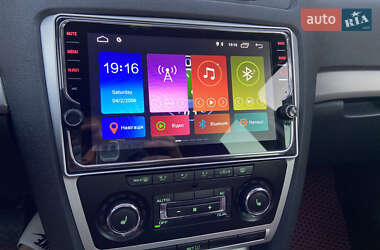 Универсал Skoda Octavia 2012 в 