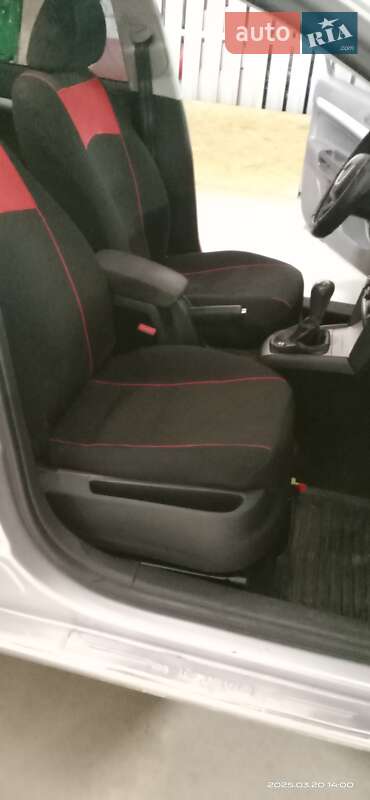 Лифтбек Skoda Octavia 2010 в Львове