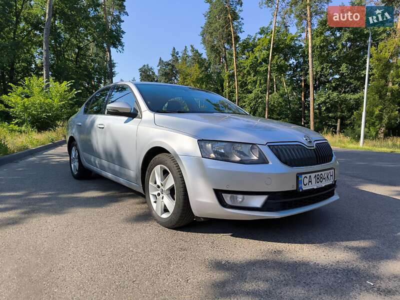 Лифтбек Skoda Octavia 2013 в Черкассах