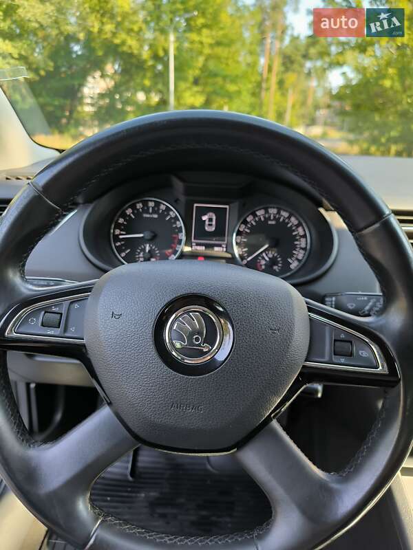 Лифтбек Skoda Octavia 2013 в Черкассах