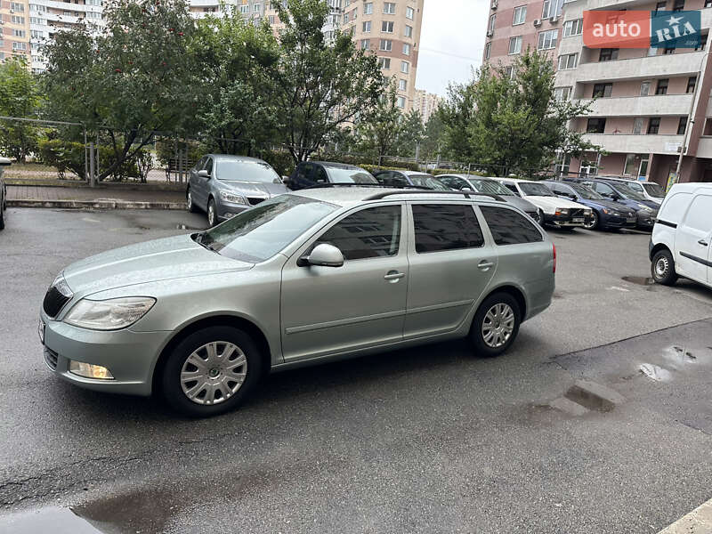 Универсал Skoda Octavia 2009 в Киеве