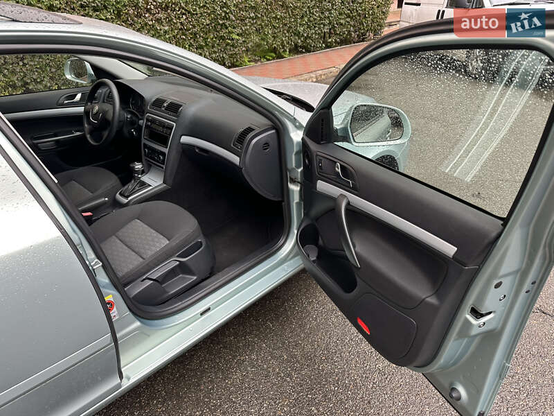 Универсал Skoda Octavia 2009 в Киеве