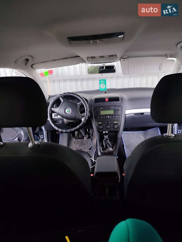 Универсал Skoda Octavia 2006 в Звягеле