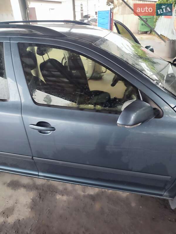 Универсал Skoda Octavia 2006 в Звягеле