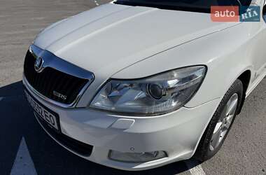 Лифтбек Skoda Octavia 2011 в 