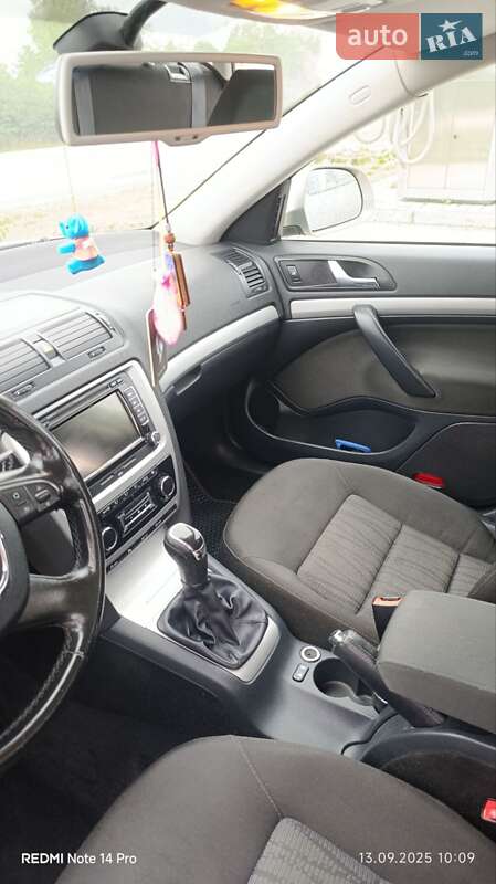 Універсал Skoda Octavia 2011 в Кам'янець-Подільському