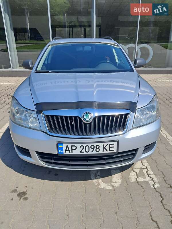 Универсал Skoda Octavia 2012 в Запорожье фото 4 Универсал Skoda Octavia 2012 в Запорожье