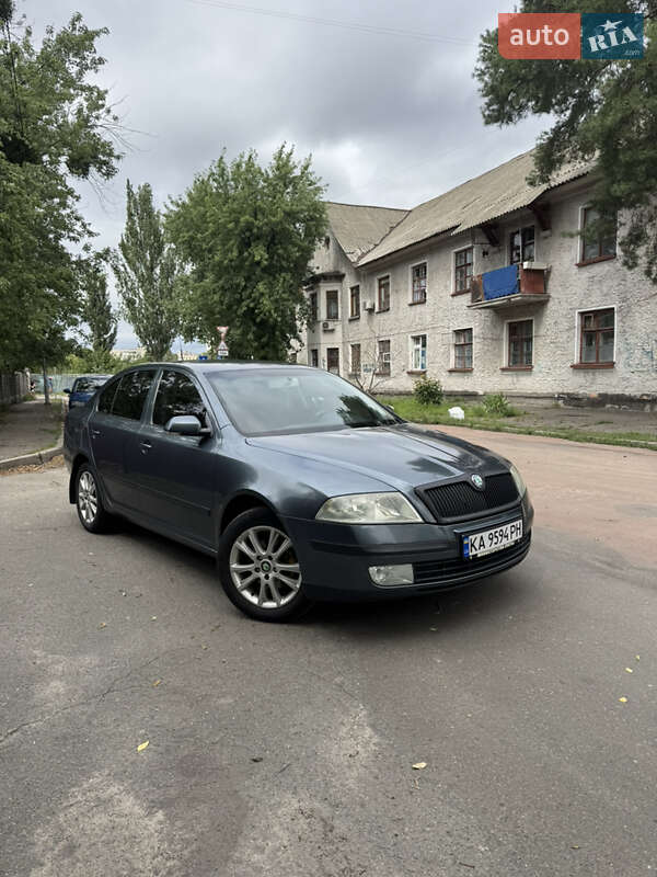 Лифтбек Skoda Octavia 2004 в Киеве