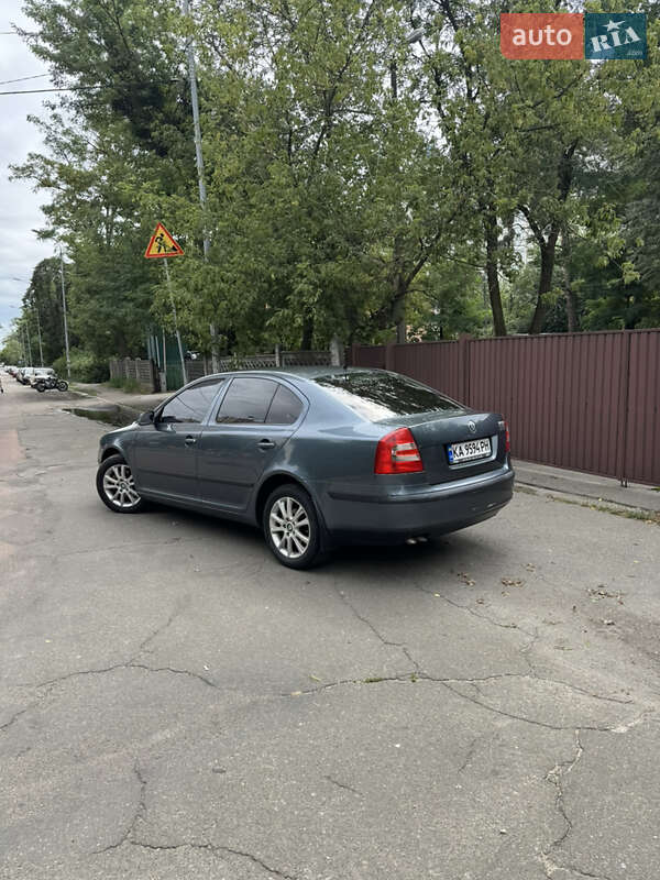 Лифтбек Skoda Octavia 2004 в Киеве